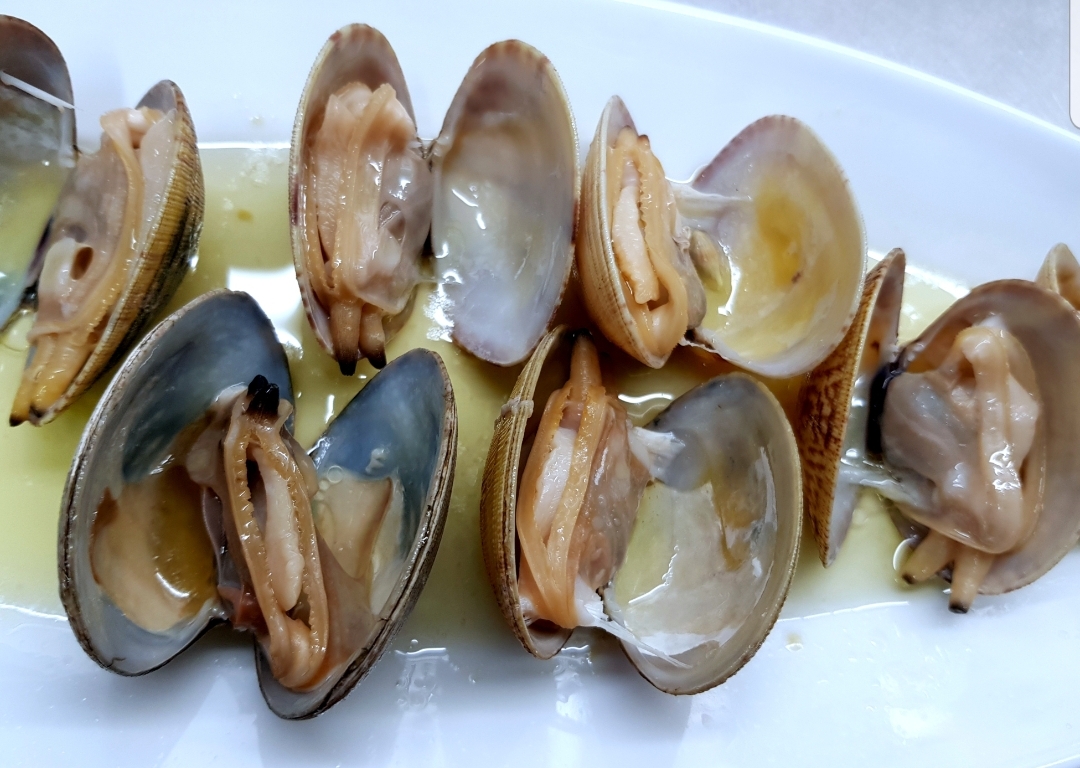 Almeja Fina a la Plancha 