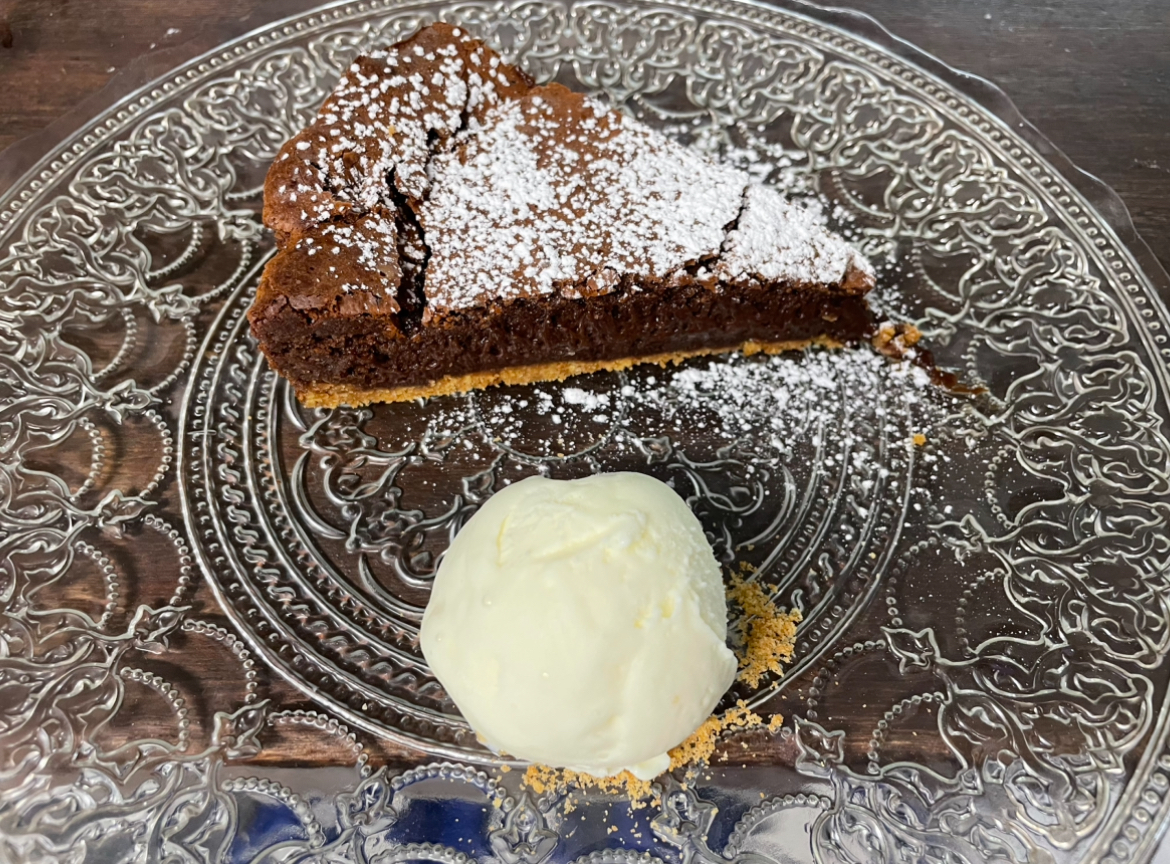 Tarta de Chocolate Dulcey y Helado de Limón 